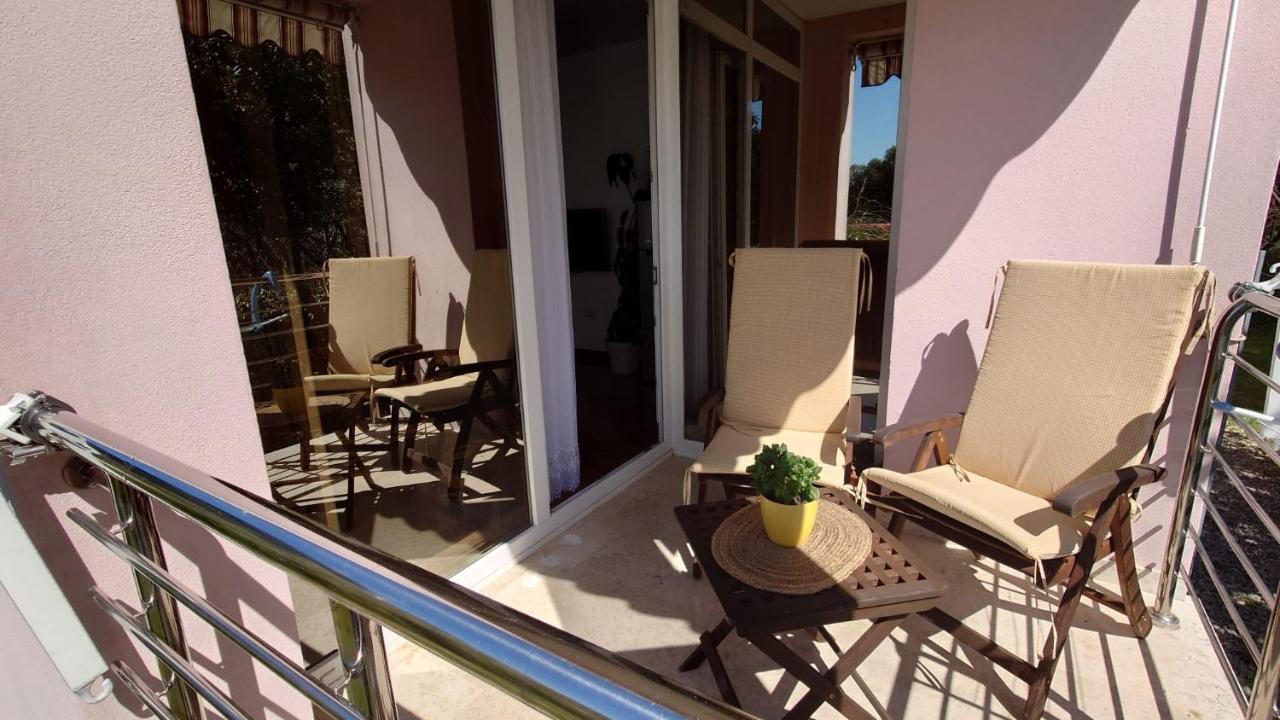 Apartments Lola Rovinj Extérieur photo