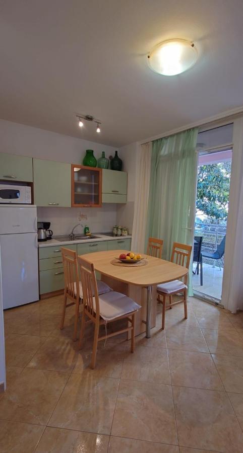 Apartments Lola Rovinj Extérieur photo