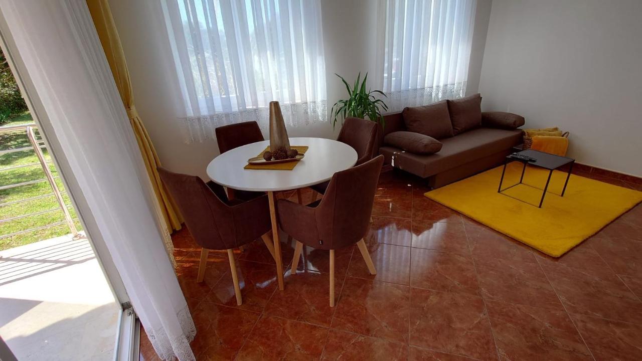 Apartments Lola Rovinj Extérieur photo