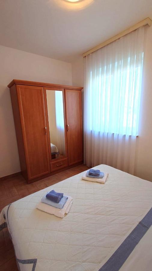 Apartments Lola Rovinj Extérieur photo